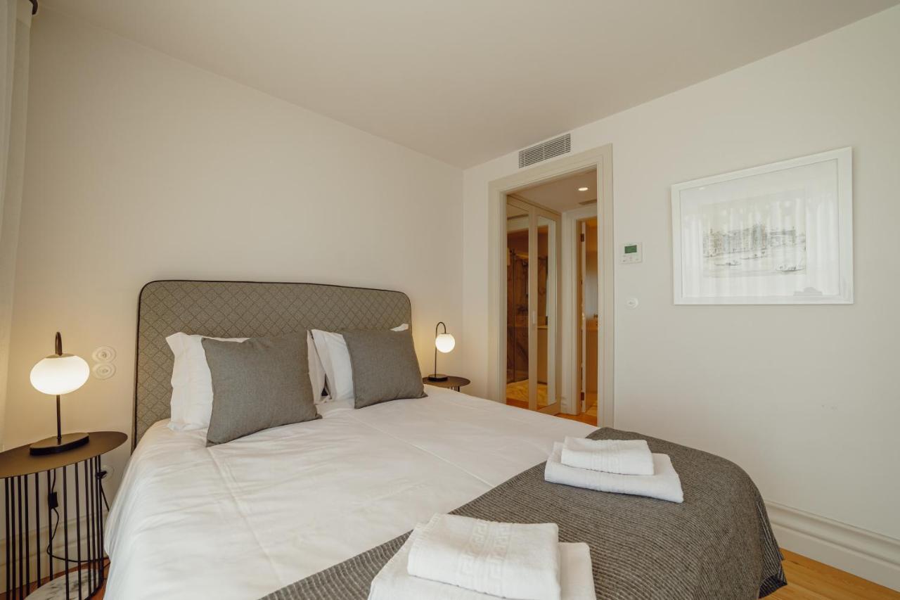 Downtown Penthouse With River View By Vacationy Porto Luaran gambar