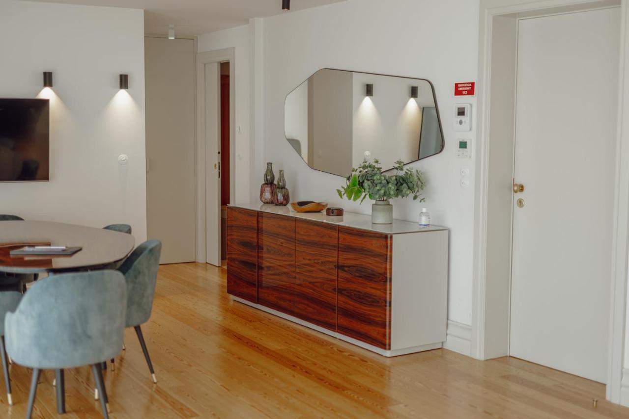 Downtown Penthouse With River View By Vacationy Porto Luaran gambar