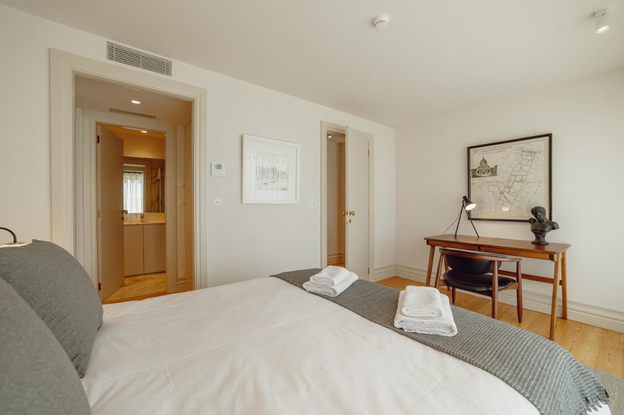 Downtown Penthouse With River View By Vacationy Porto Luaran gambar